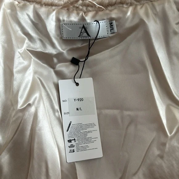 Cozy Cream Teddy Coat - Picture 3 of 3